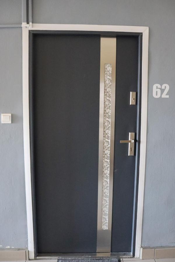 Ferienwohnung Krisztina Apartman Salgótarján Exterior foto