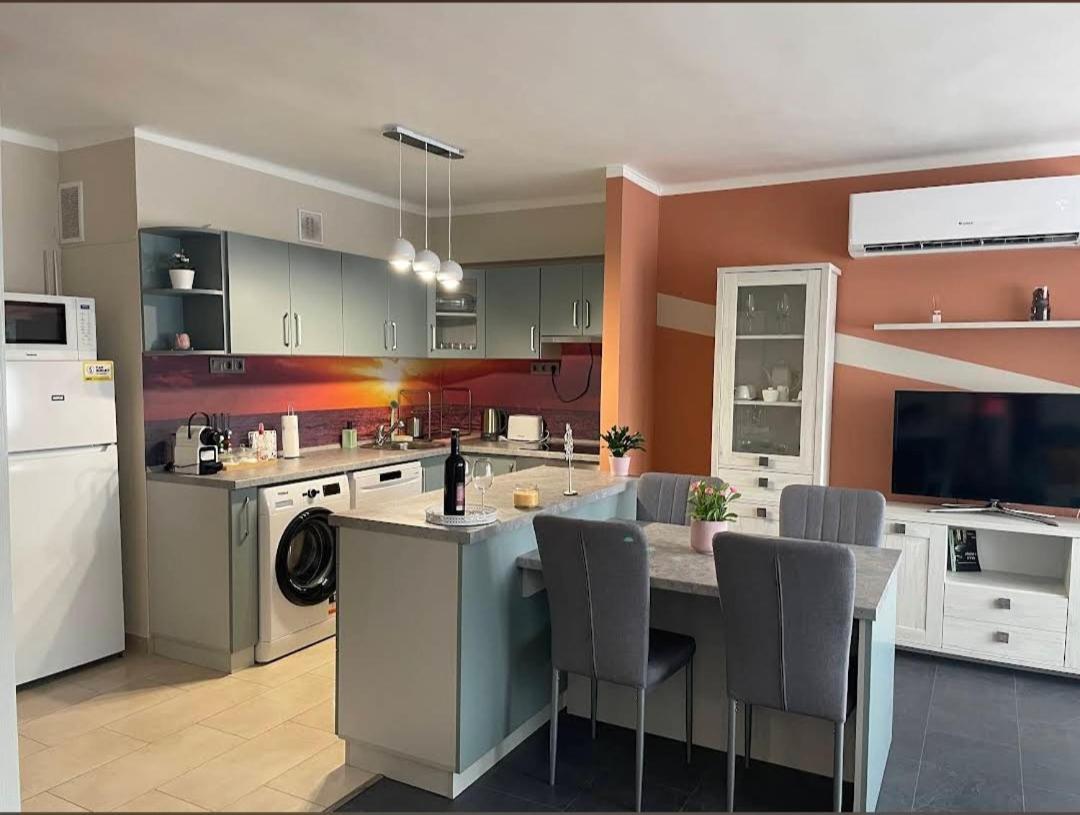 Ferienwohnung Krisztina Apartman Salgótarján Exterior foto
